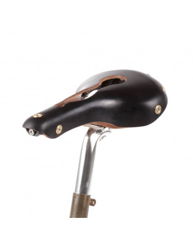 Leather saddle Aravis open black