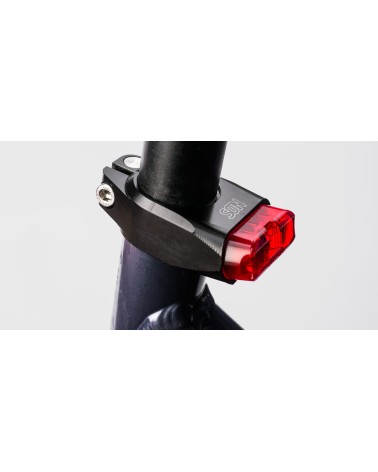 feu arrière vélo SON pour montage sur tige de selle de vélo 2