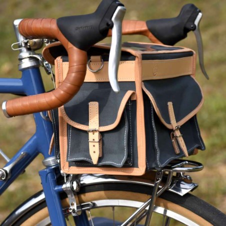 Ohjaustangon laukku Berthoud