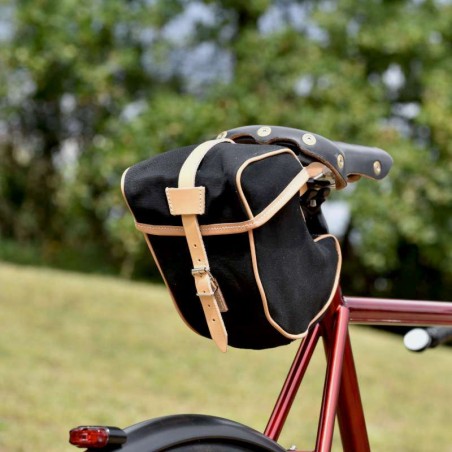 Zadeltas GB786 met lederen riemsluiting - Zwart/Naturaal