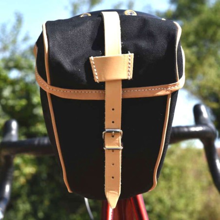 Zadeltas GB786 met lederen riemsluiting - Zwart/Naturaal