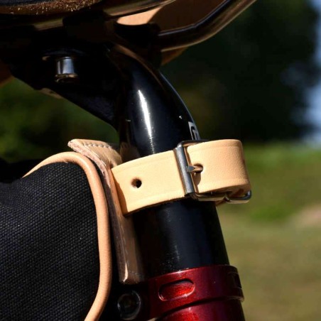 Zadeltas GB786 met lederen riemsluiting - Zwart/Naturaal