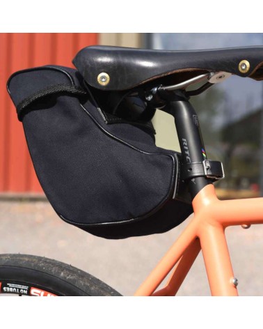 Zadeltas GB786 met lederen riem/elastische sluiting -...