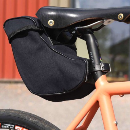 Saddle bag GB786 w/ Leather strap fitting/Elastic closure - All black