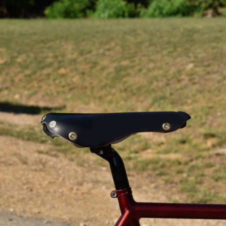 Cykelsadel i læder med titaniumskinner Berthoud Aravis