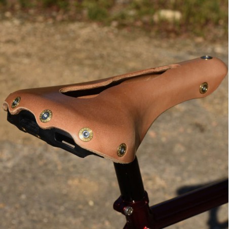 Cykelsadel i läder med öppen nervus pudendus Berthoud Aravis