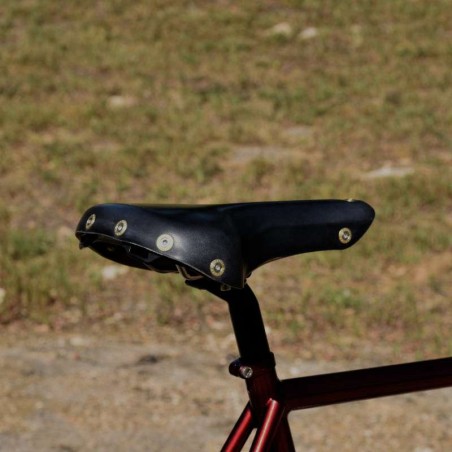 Kaupungin nahkainen satula Berthoud Aubisque