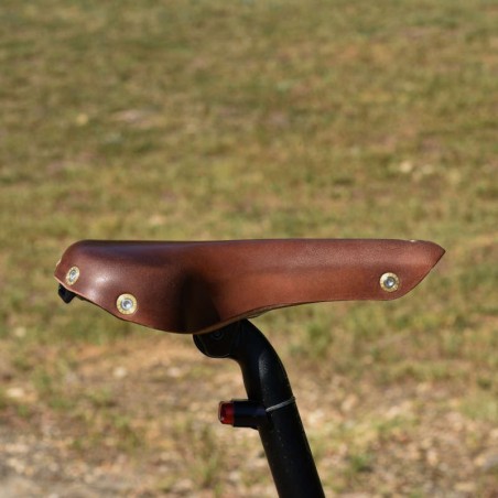 City-lædersadel med titaniumskinner Berthoud Vars