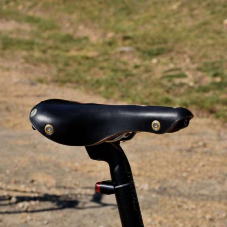 Öppen cykelsadel i läder för damer med nervus pudendus Berthoud Marie Blanque