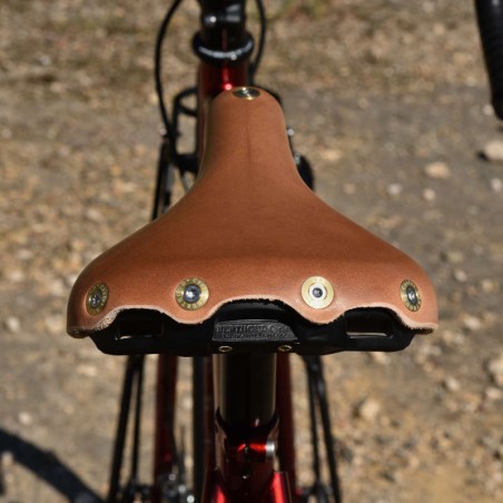 Lädersadel för kvinnor med titanskenor Berthoud Agnel