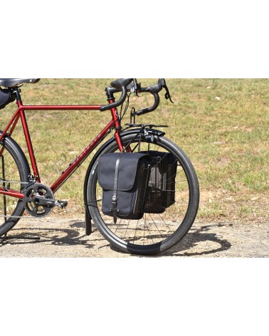 Pair of GB1500 side panniers with strap/spring attachment... 2