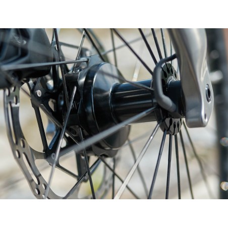 Moyeu Dynamo SON 29S Centerlock